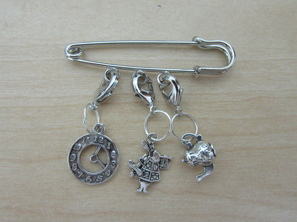 Alice in Wonderland Pin Stitch Markers - etui coterie