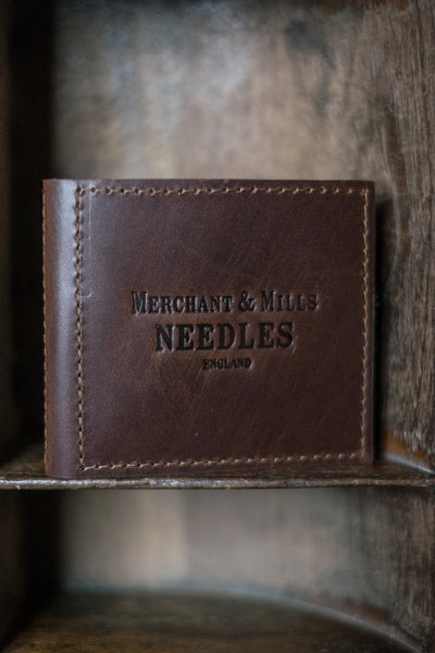 Leather Needle Wallet - etui coterie